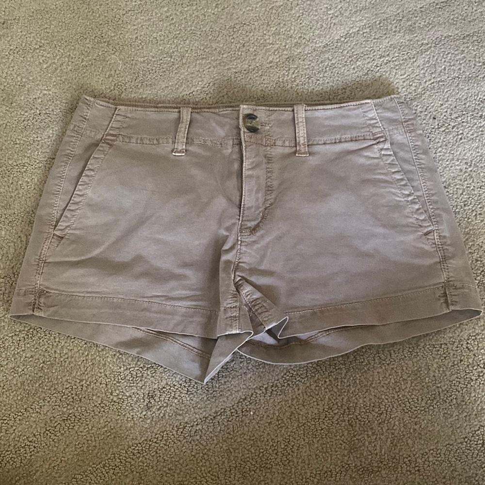 khaki American Eagle jeans shortie shorts